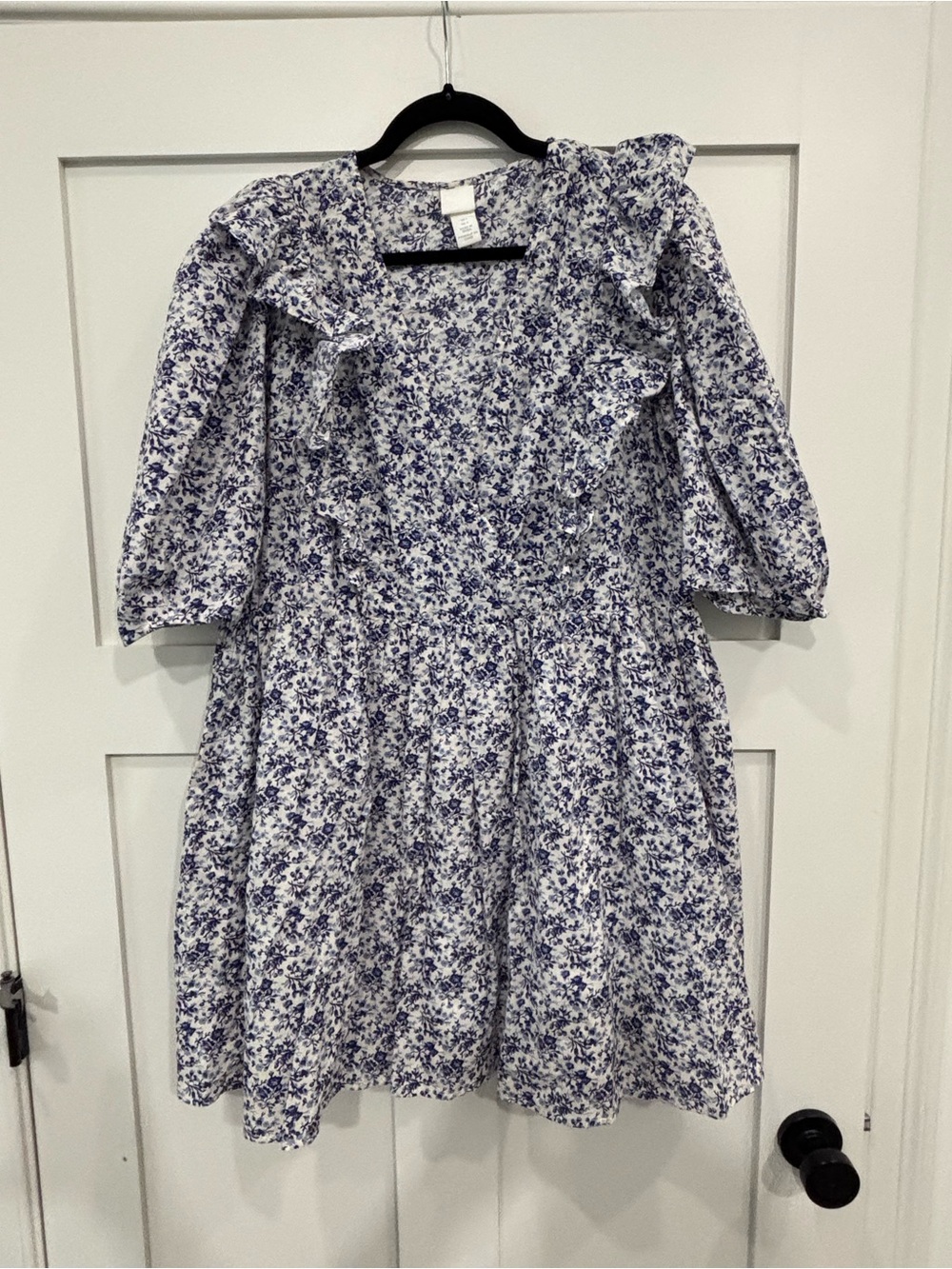 H&M Blue & White Floral Smocked Babydoll Mini Dress Size L